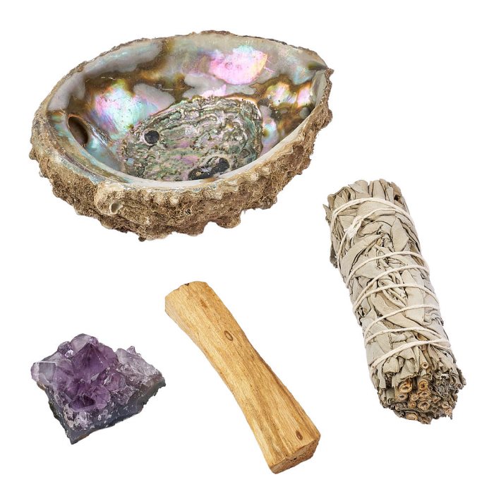Paua Shell Smudging Gift Set with Californian White Sage, Palo Santo & Amethyst Druze
